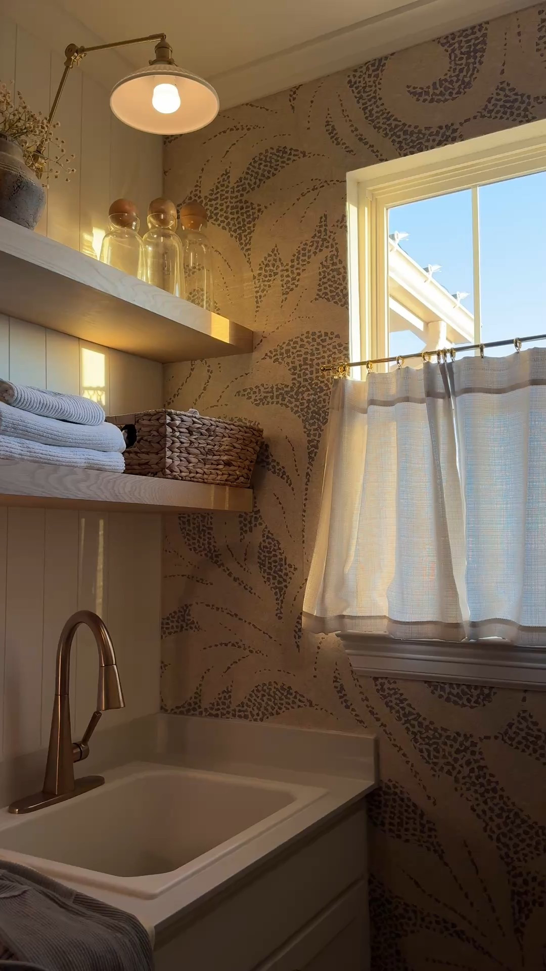 Liquid wallpaper adhesive, laundry room project, wood shelves, oak wood shelves, home DIY

Wallpaper: from WallBlush - Esme Wallpaperr

#LTKdayinmylife #LTKHome