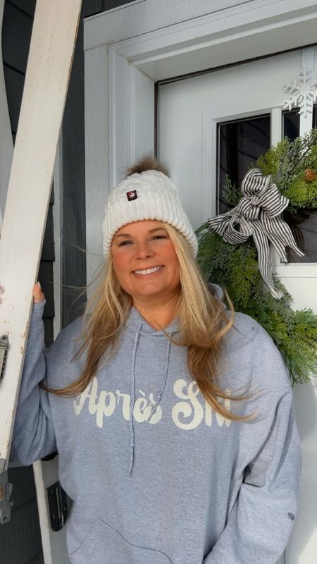 Apres Ski Outfit, Winter Fashion, Apres Ski Sweatshirt, Winter Vacation 

#LTKSeasonal #LTKtravel #LTKstyletip