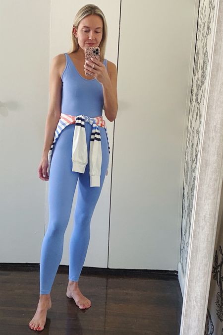 Cute new activewear - both pieces fit TTS