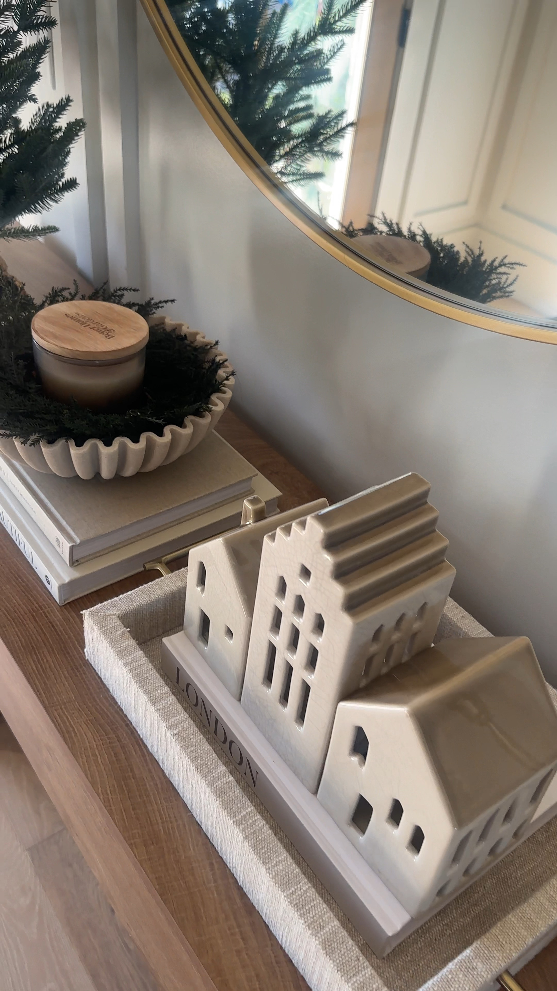 Entryway decor 

#LTKSeasonal #LTKHoliday #LTKCyberWeek