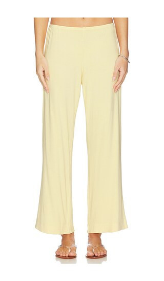 DONNI. The Baby Rib Scallop Pant in Lemon. - size XXS | Revolve Clothing (Global)