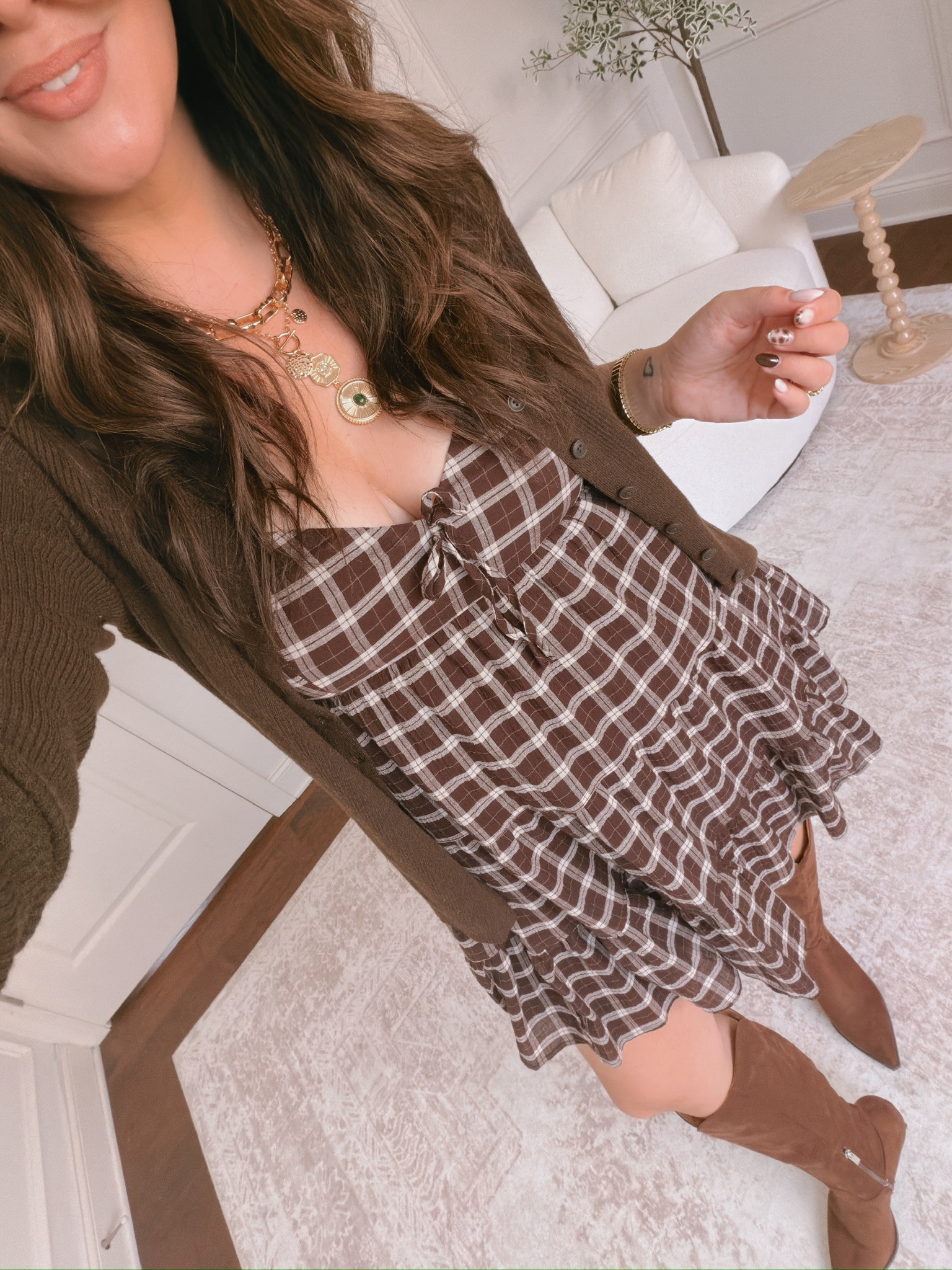 wearing a large  

 #LTKSeasonal #LTKMidsize