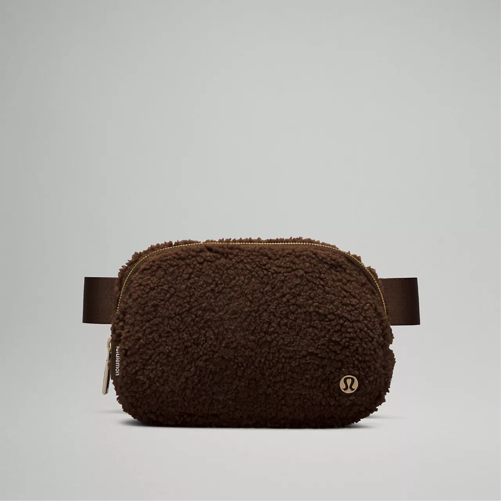 This espresso belt bag is everything 🐻🤎

#LTKGiftGuide #LTKstyletip