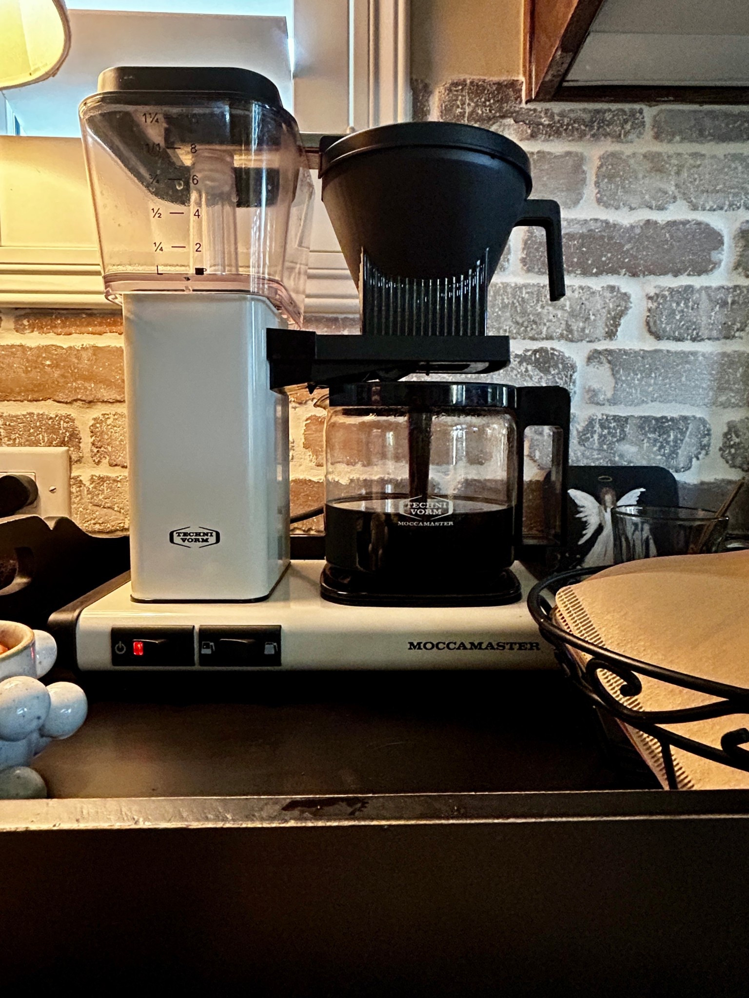 If you’ve be been thinking about it…NOW’S the time!
⬇️
Reg $369
Black Friday deal $240

Pour over coffee 
Coffee maker
Gifts for the coffee lover
Kitchen essentials 
Rememberwynn18

#coffeelover #giftsforcoffeelovers
#pourovercoffee



#LTKGiftGuide #LTKHome #LTKCyberWeek