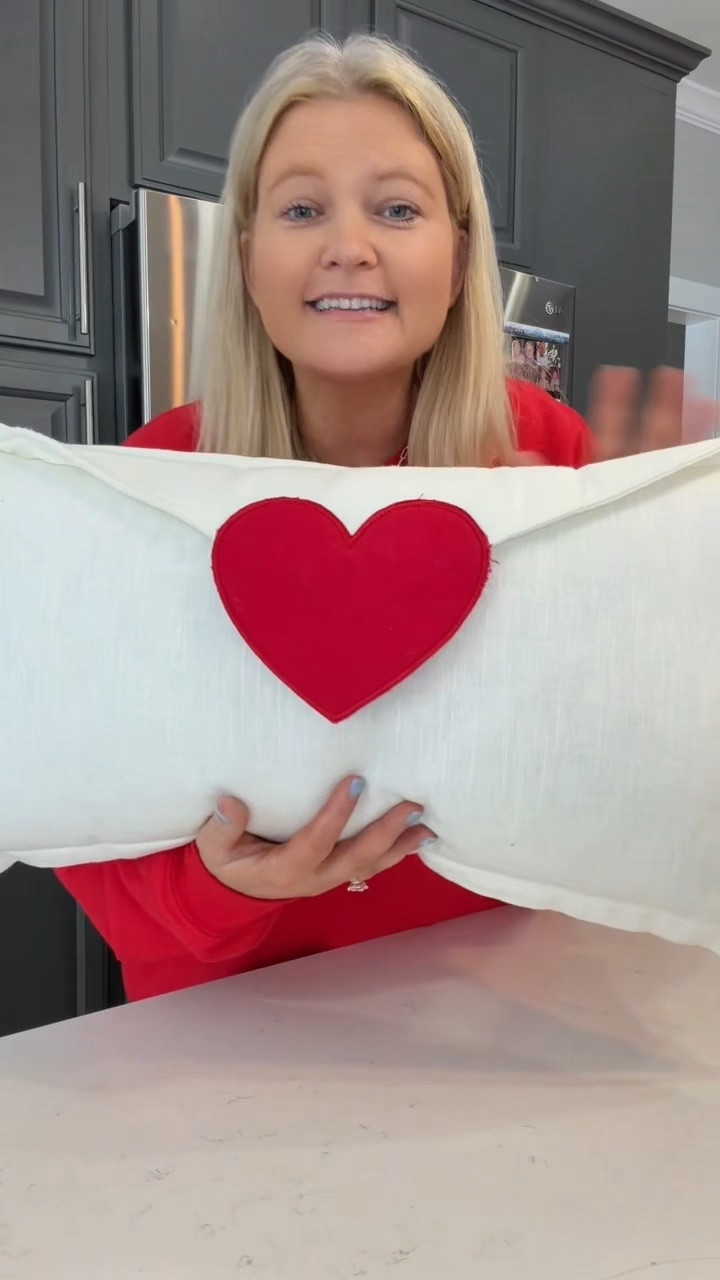 All the best Valentine's Day items #ValentinesDay #valentine #hearts #homedecor

#LTKSeasonal #LTKSaleAlert