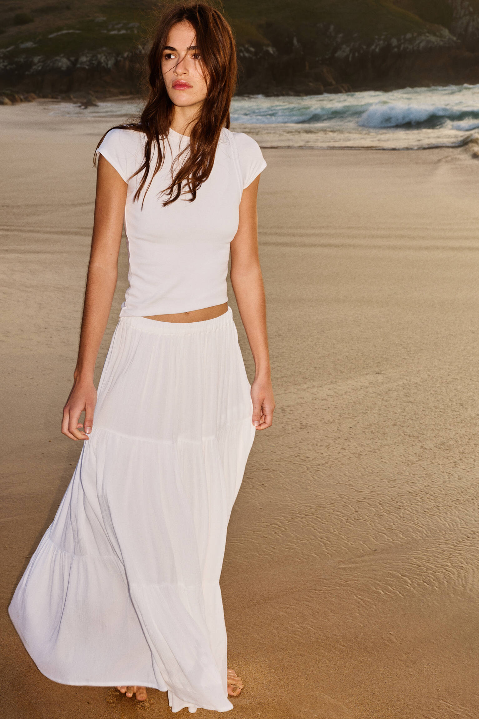 Flowy paneled midi skirt | Pull&Bear United Kingdom | PULL and BEAR UK