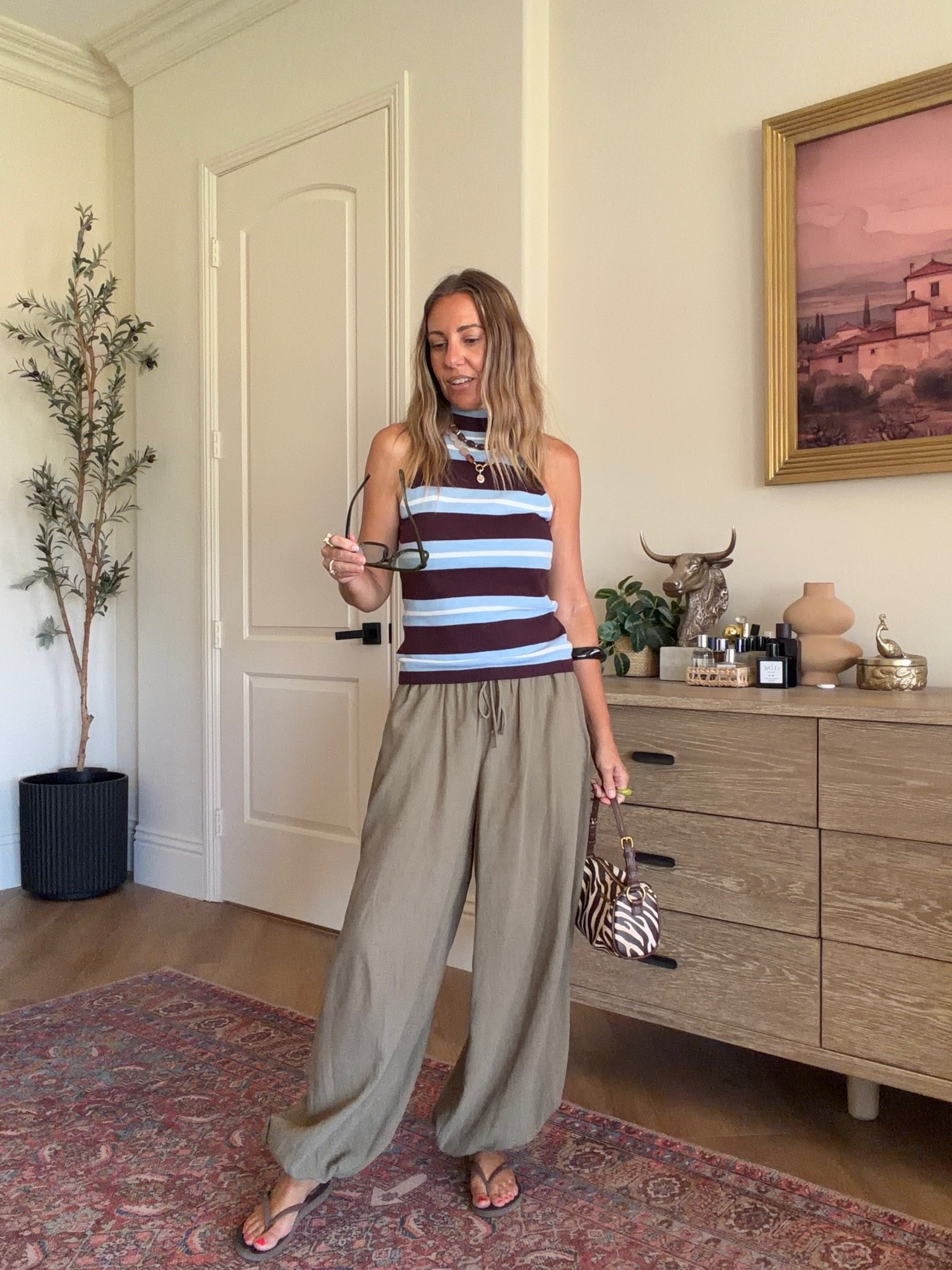 Top size XS
pants size XS

#LTKgrwm #LTKSaleAlert #LTKootd