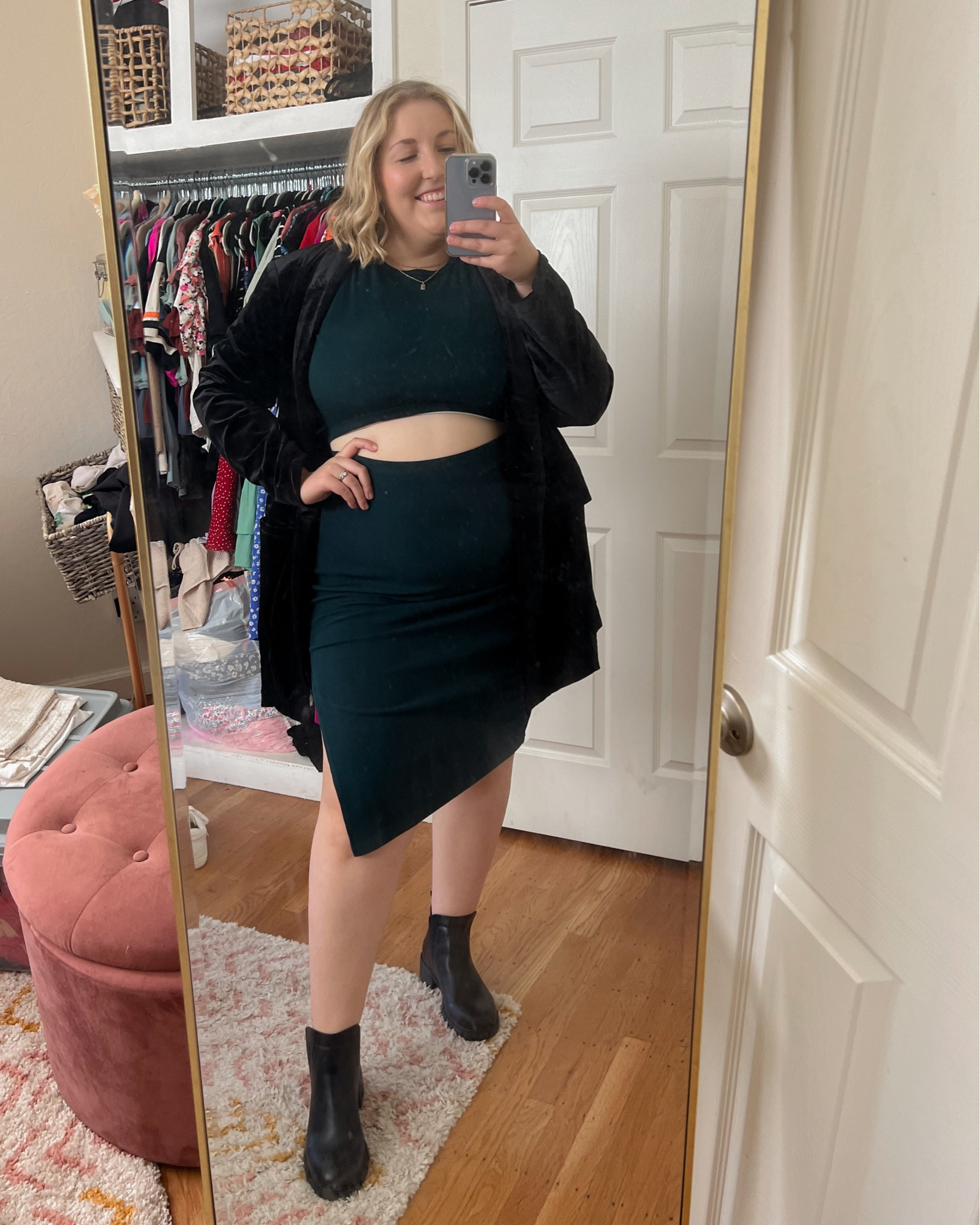 Holiday outfit inspo featuring a velvet blazer🖤✨ 

#LTKHoliday #LTKplussize #LTKstyletip