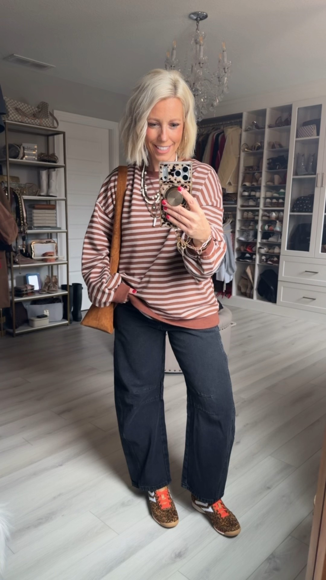 Comfy, casual outfit that isn’t t boring!!! These striped tops are the best!!!
⬇️⬇️⬇️
Top small (runs very big)
Jeans size medium (roomy fit)
Shoes TTS

#LTKmomlife #LTKSaleAlert #LTKFindsUnder50