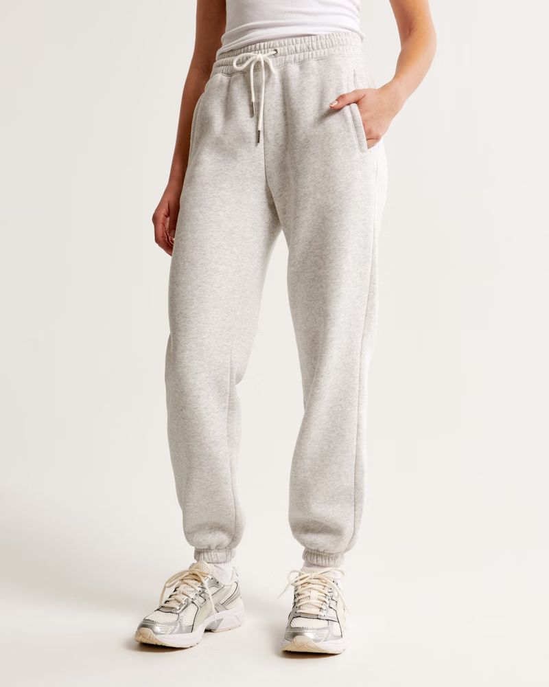 Exchange Color / Size
		
		
				Matching Set
			


  
						Essential Sunday Sweatpant | Abercrombie & Fitch (US)