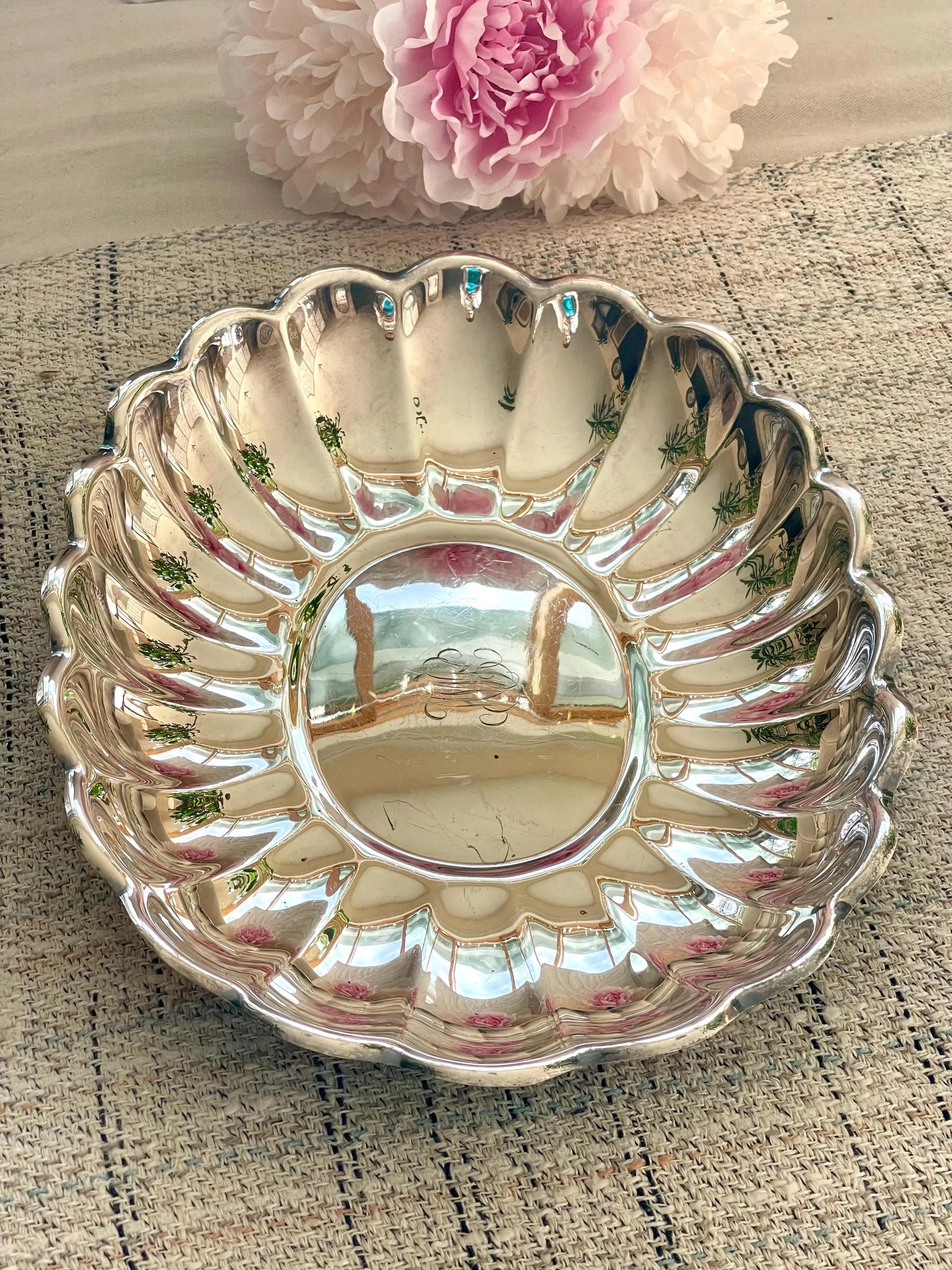 Vintage Reed and Barton Holiday Silverplate Scalloped Serving Bowl Platter 15” Mid Century EPNS Fluted Oval Dish Elegant Cursive Monogram | Etsy (Global)
