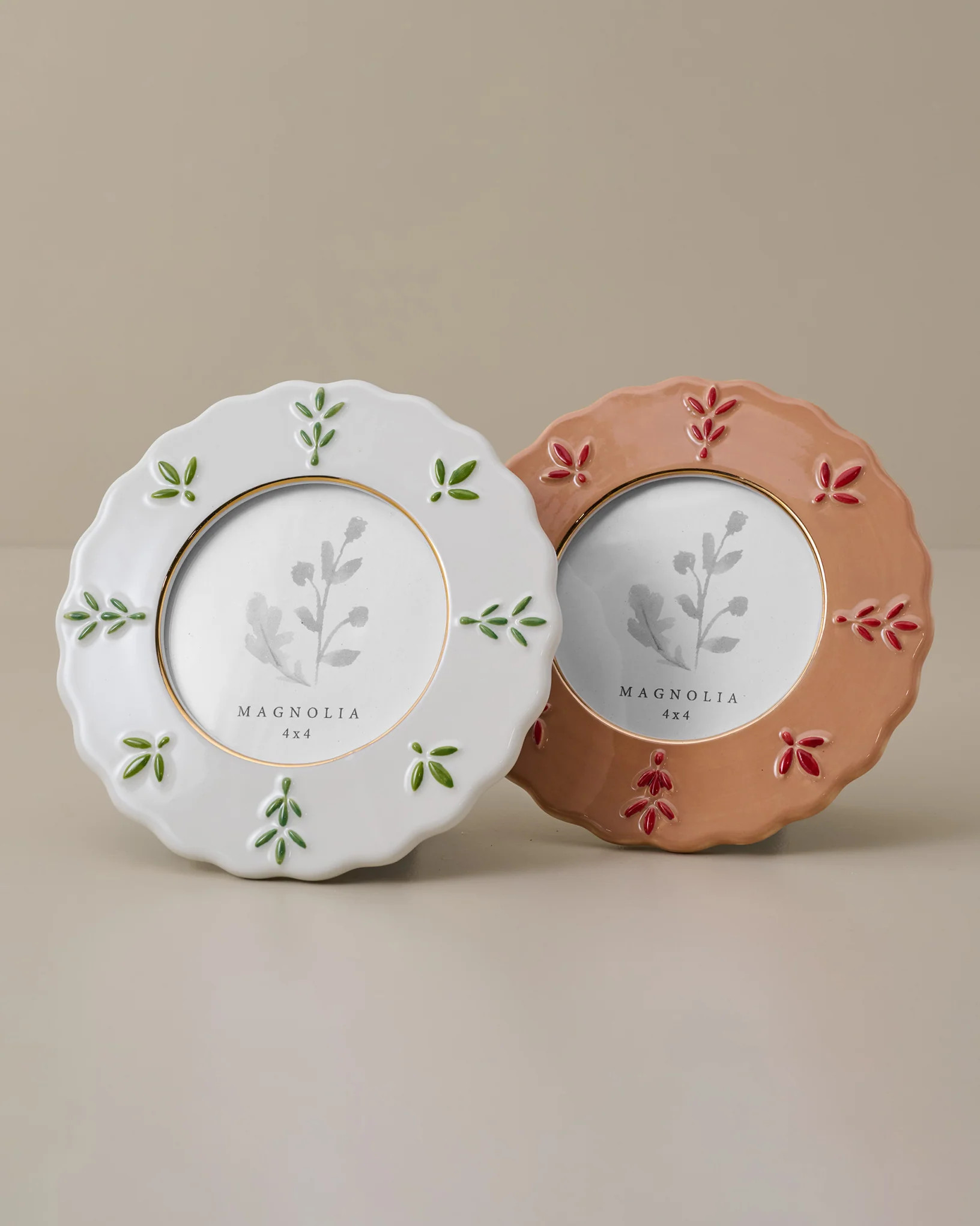 Round Ceramic Juliet Photo Frame | Magnolia