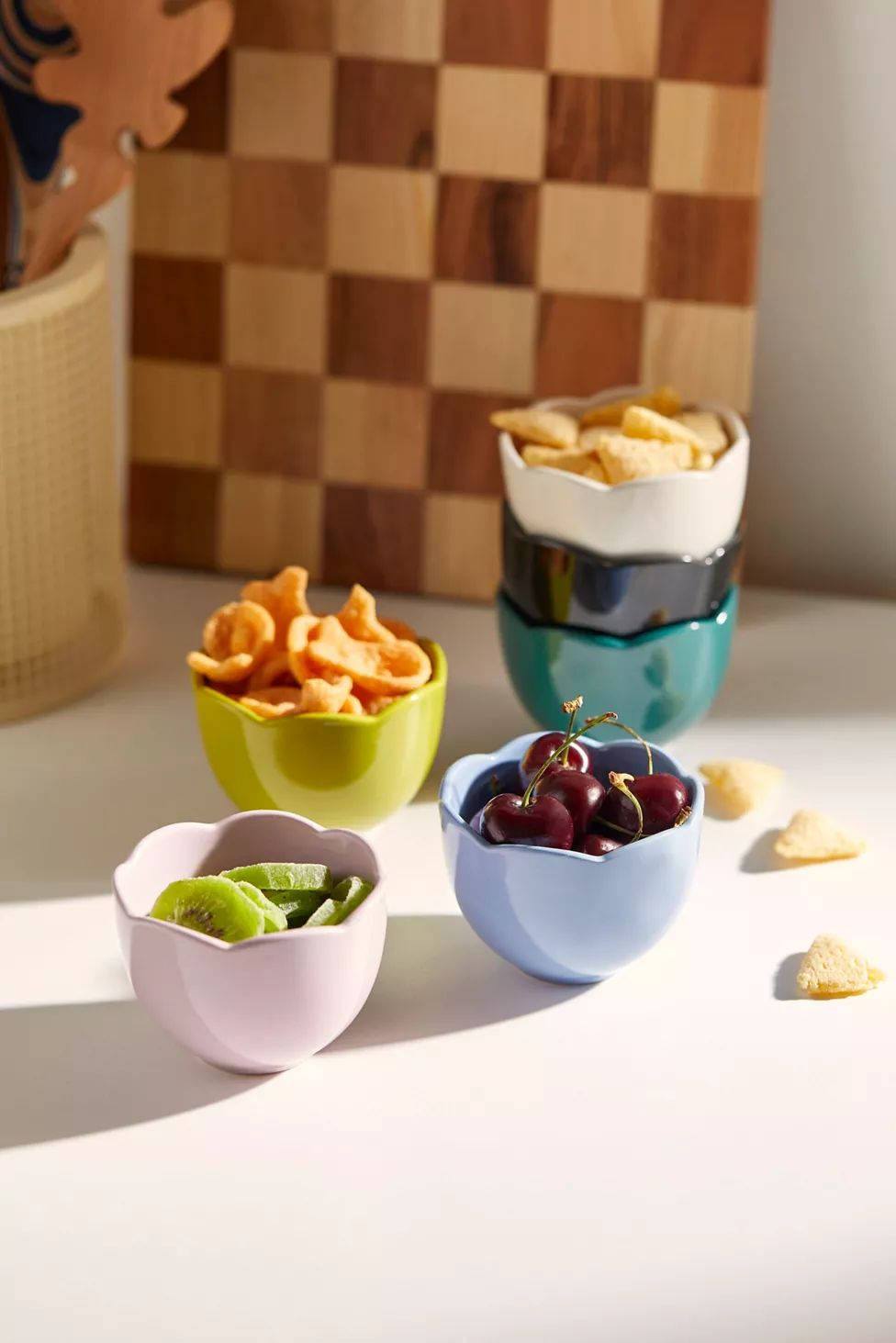 Petal Snack Bowl | Urban Outfitters (US and RoW)