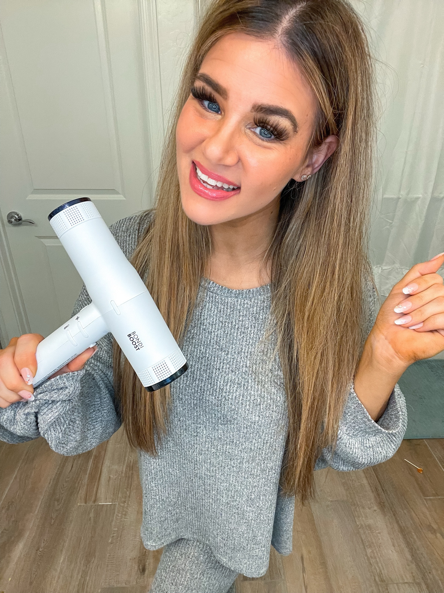 The blow dryer is fast, quiet & feels like I’m getting a blowout when I do my hair! 🙌🏼🤍✨👌🏼 

#SonicDryer #BondiBoost #LongHair #BlondeHair #HairHack #BeautySale 

#LTKbeauty #LTKsalealert #LTKstyletip