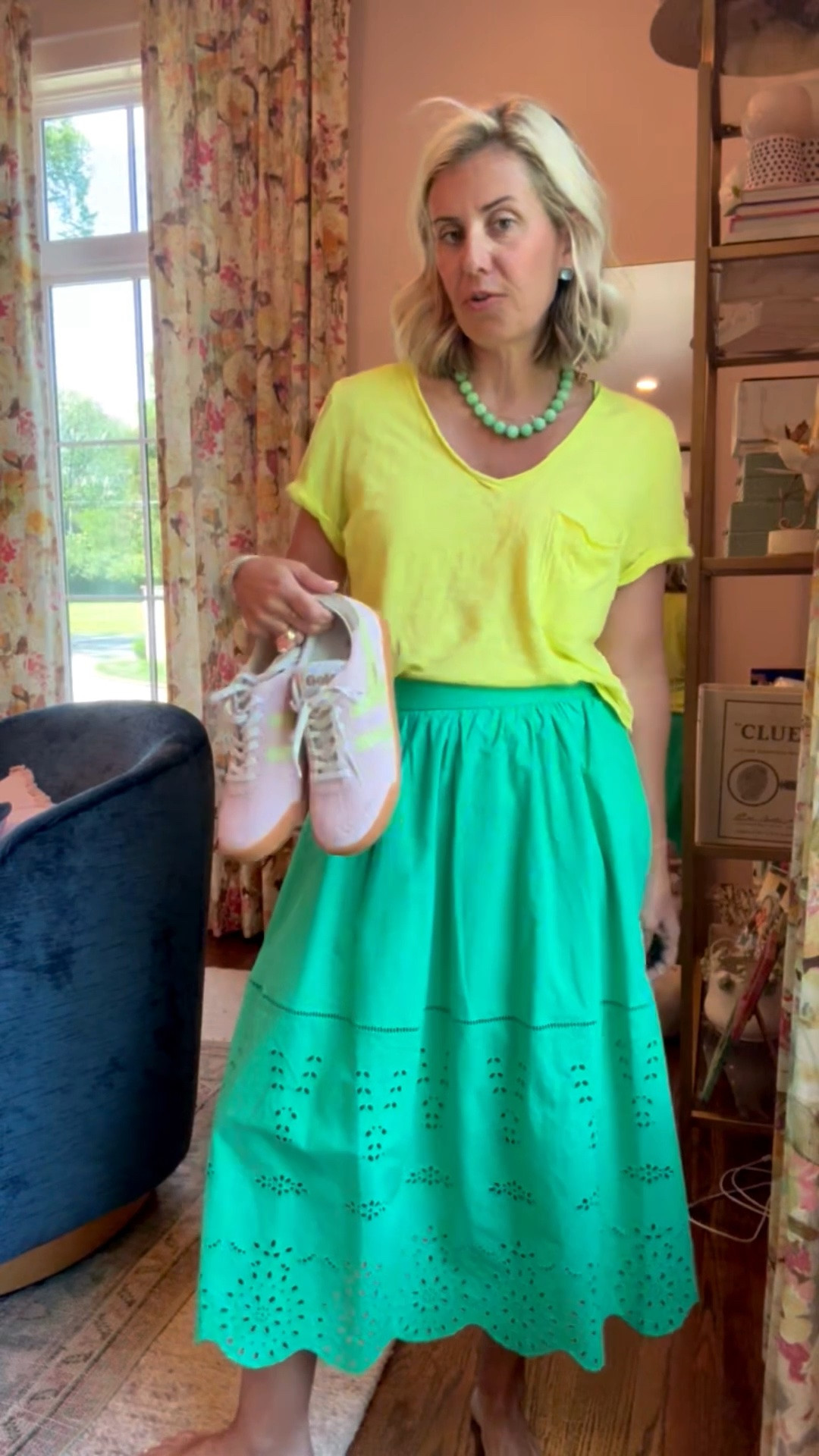 Showing you how I mix and match a set with other pieces in my closet. This green set is on major sale!
Top - xs 
Skirt - xs 
Mersea top - one size 
Tees - xs
Tnuck top - xs
Shoes - 8 tts

*Use Catherine20 for 20% off my bracelets

#LTKdayinmylife #LTKmomlife #LTKSaleAlert