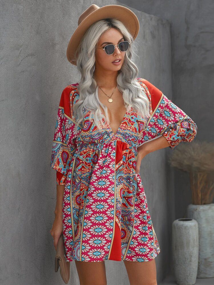 Plunging Neck Floral Print Batwing Sleeve Dress | SHEIN