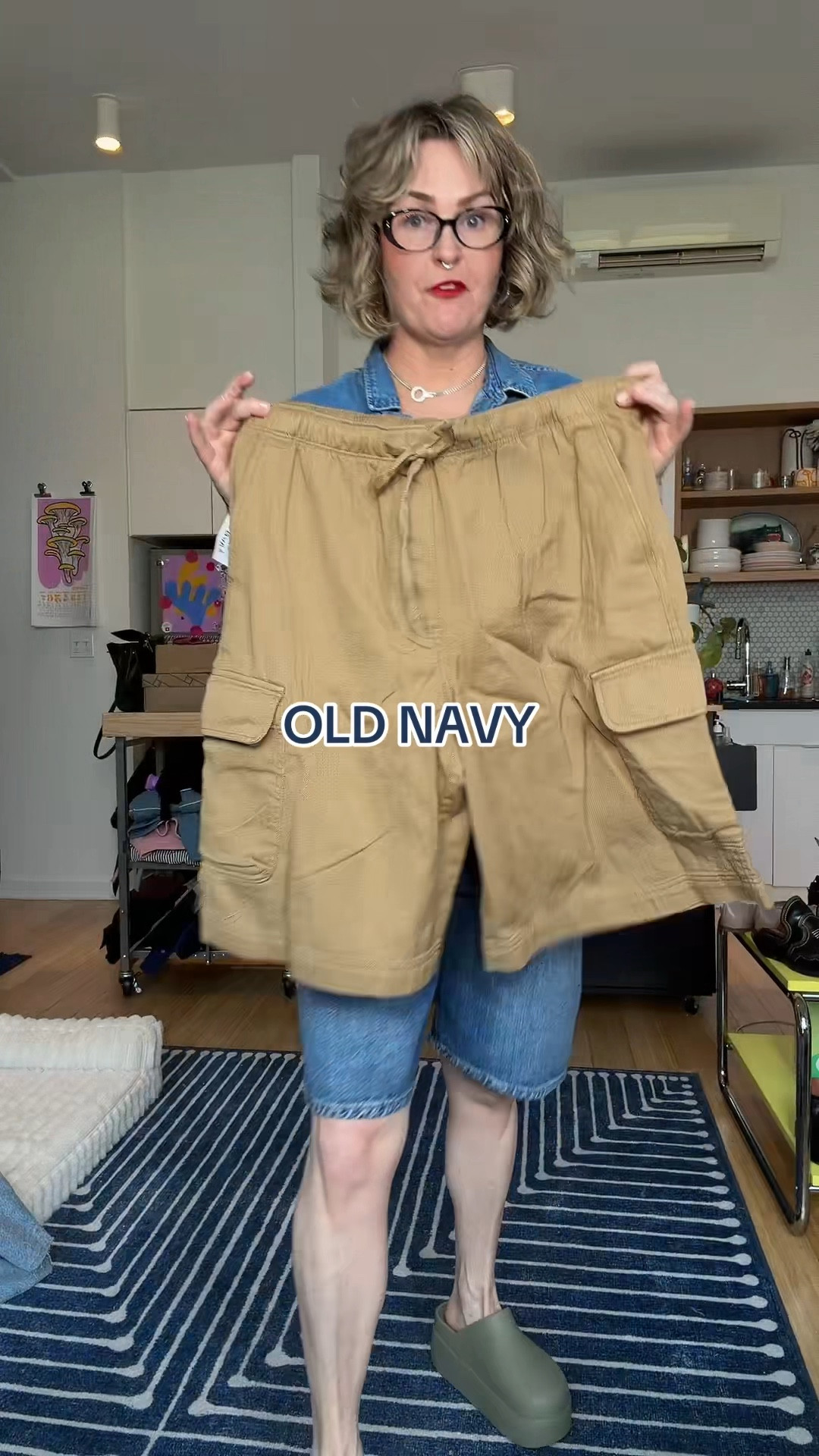 Cool girls wear a cargo shorts with anything chic this summer🤎⭐️

#LTKootd #LTKFestival #LTKSaleAlert