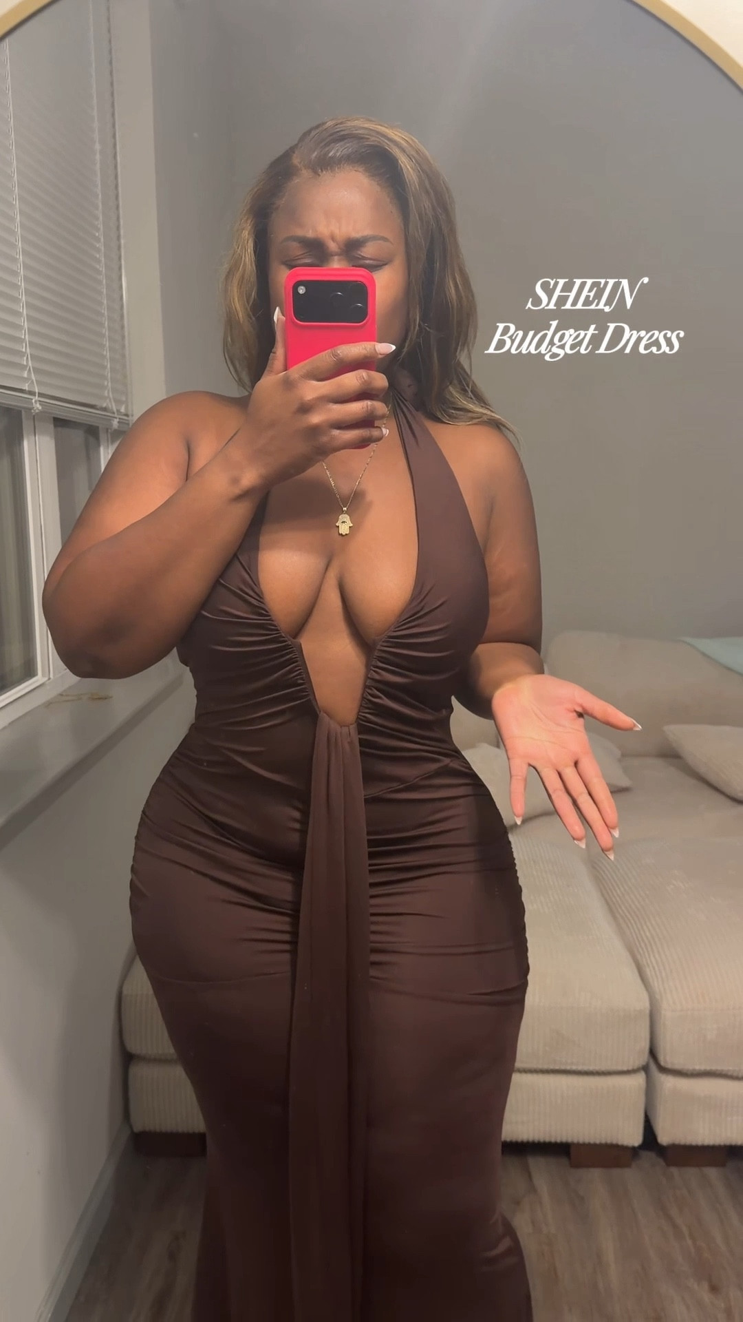 Omg the dressssss😩😍😍😍😍. Im wearing a size XL. She does have a lil stretch to her.

#LTKootd #LTKPlusSize #LTKMidsize