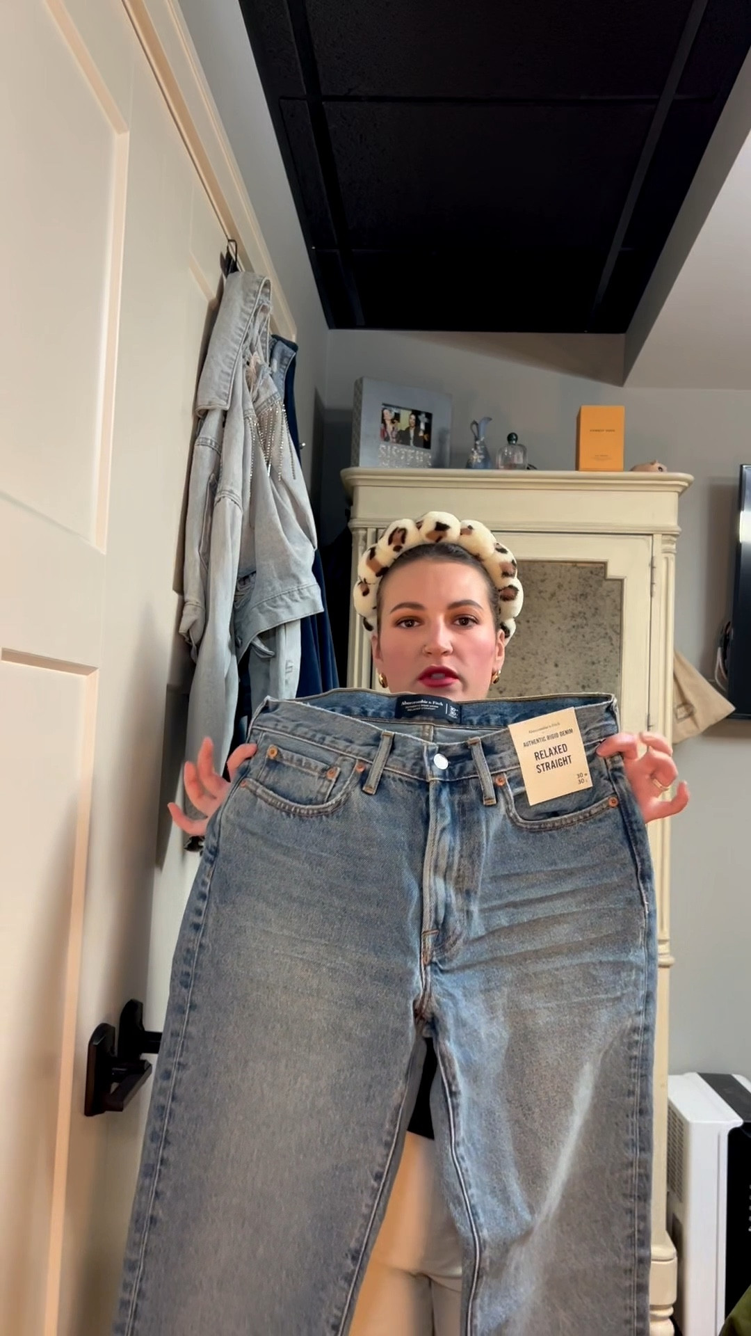 Husband’s new jeans from Abercrombie!


#LTKGiftGuide #LTKMens #LTKHoliday