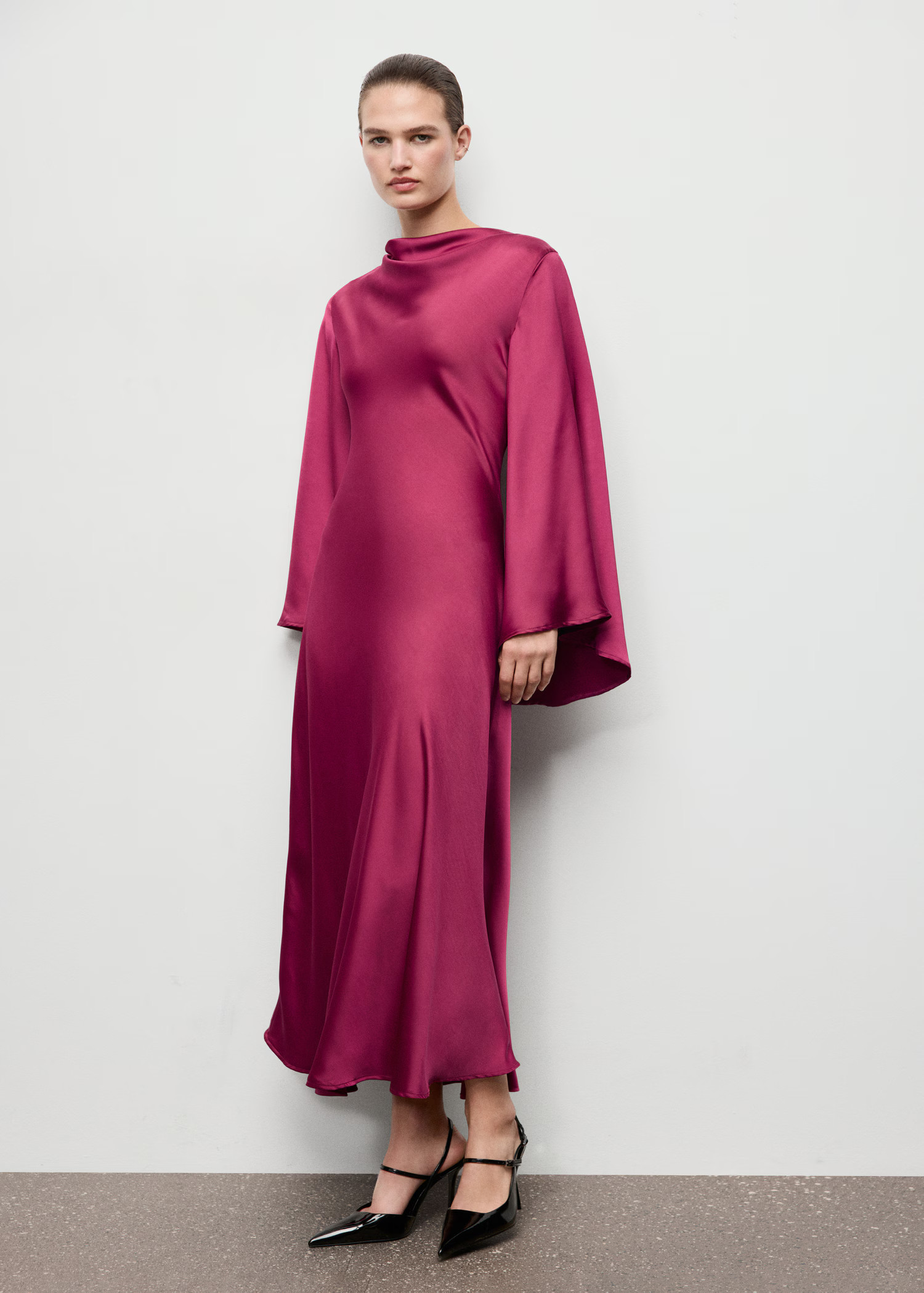 Flared-sleeve satin dress | MANGO (UK)