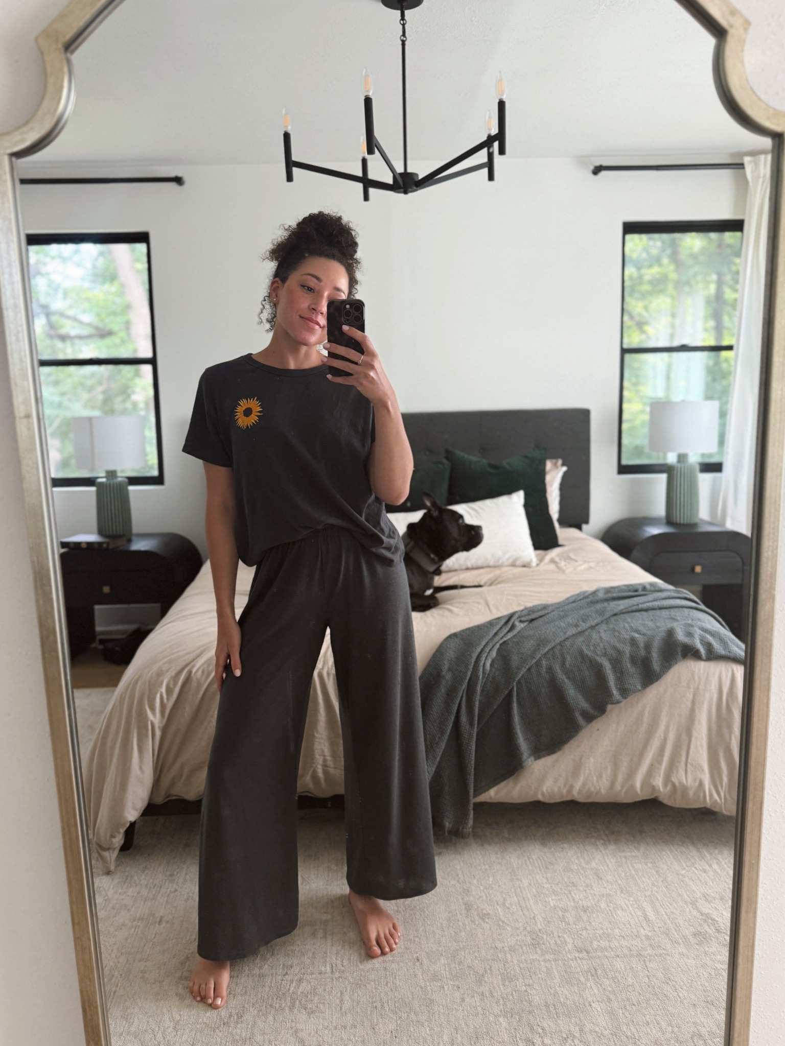 Wearing this sunflower T Shirt on repeat. So soft and the back is adorable!! 🌻

#LTKFindsUnder100 #LTKFindsUnder50