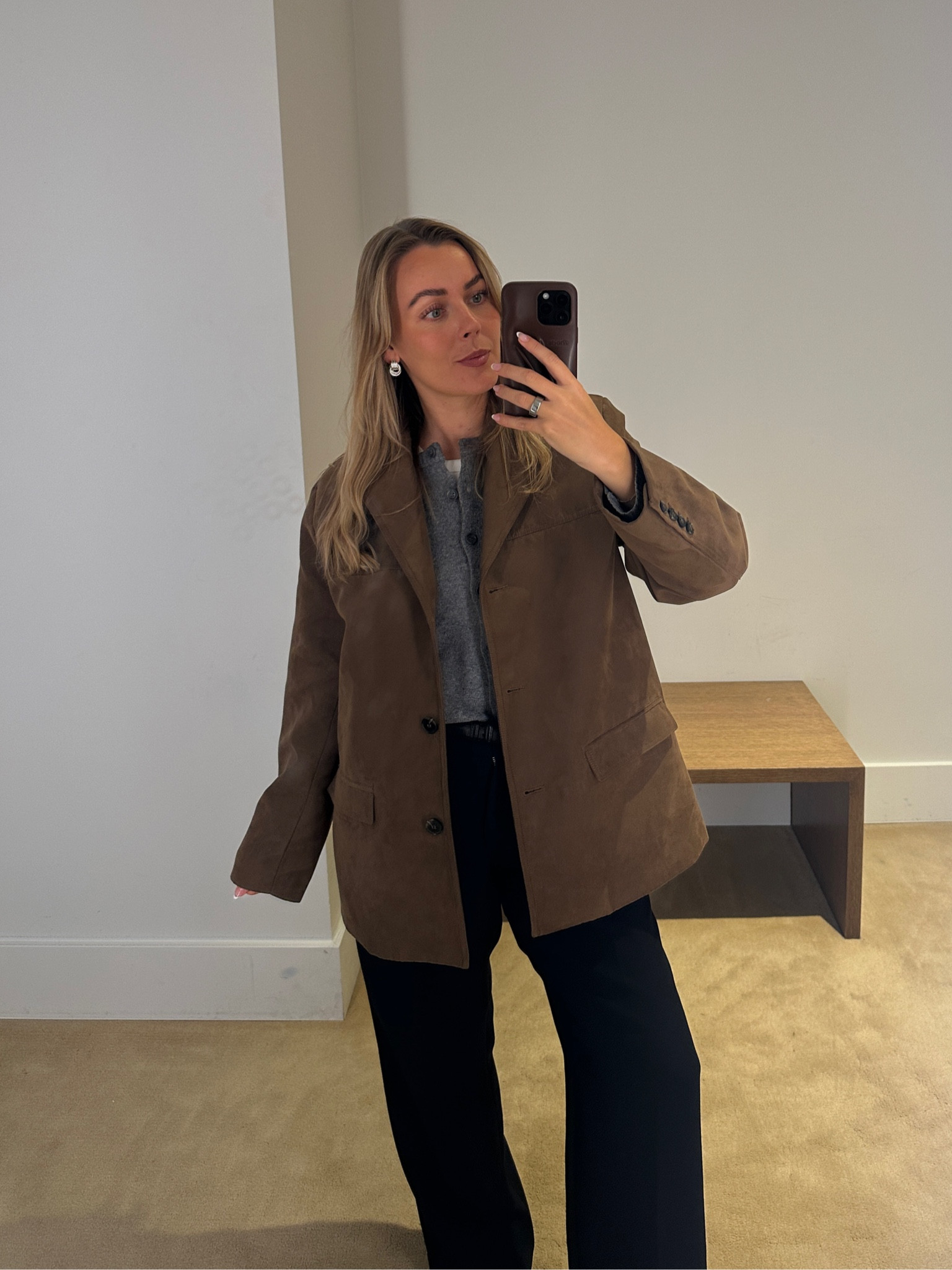 Brown and grey moment 🤎

