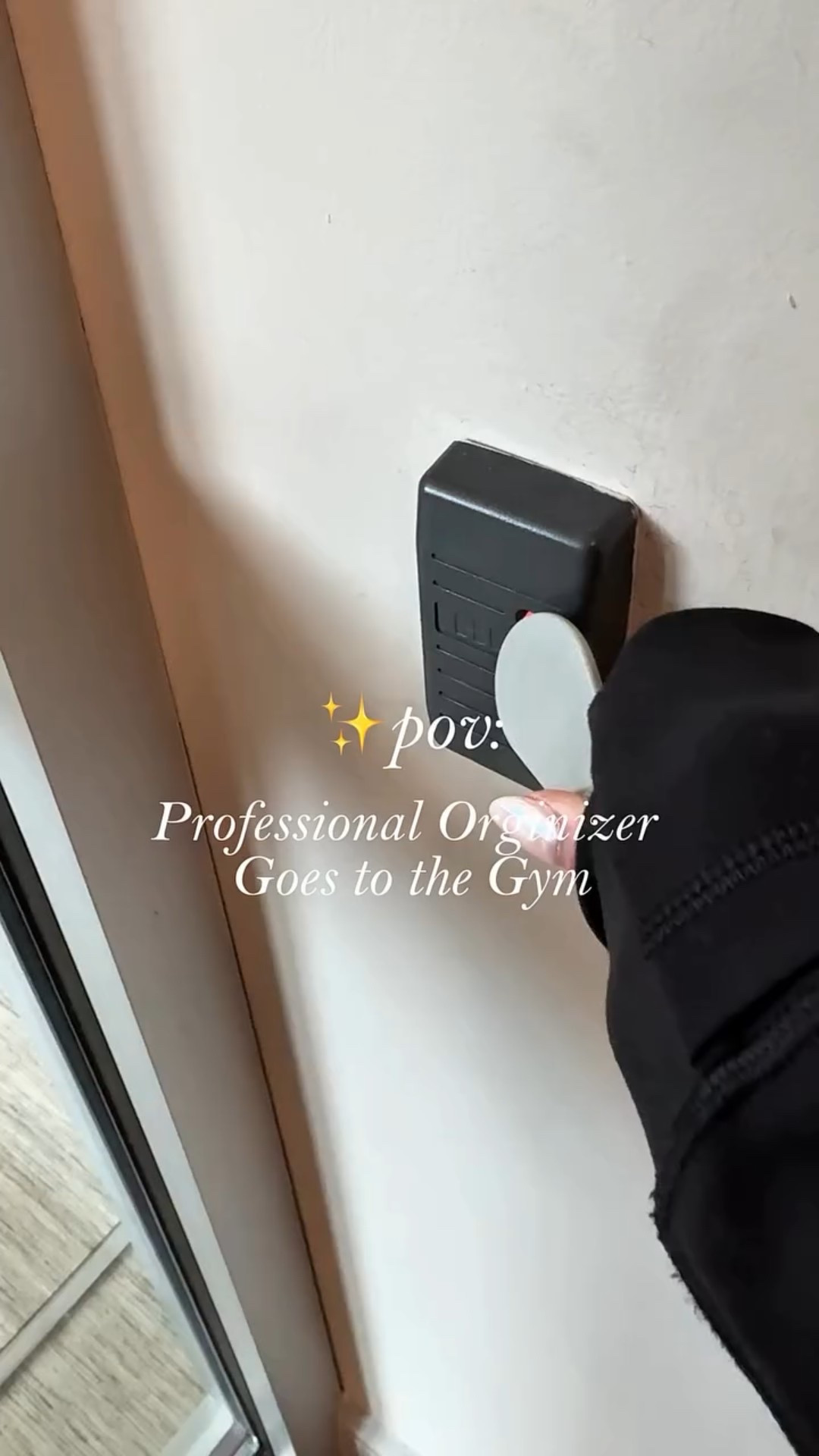 I came to the gym to train—but the scattered weights and messy balls said ‘help me!’ So here I am, starting my week with a full-body organizing session. 

Wishing you all a beautiful, organized, and powerful week ahead!

#homeorganization #declutter #professionalorganizer  #organization #greenwichct