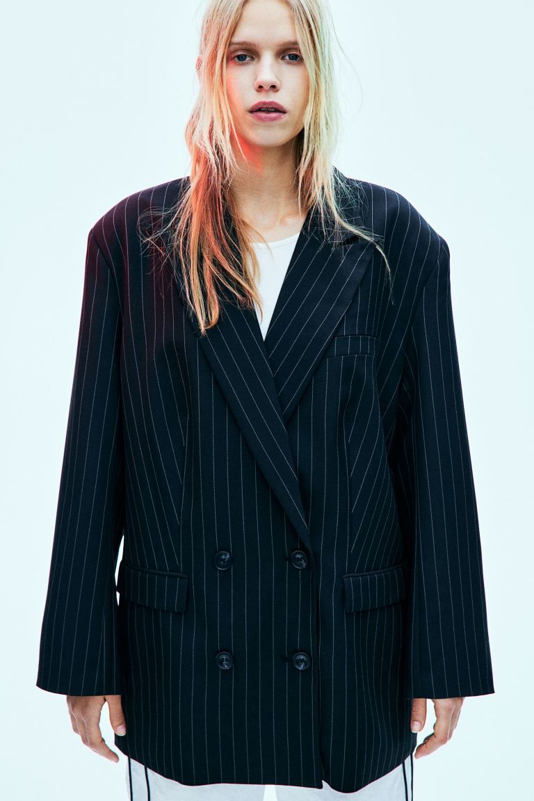 Oversized double-breasted blazer | H&M (UK, MY, IN, SG, PH, TW, HK)