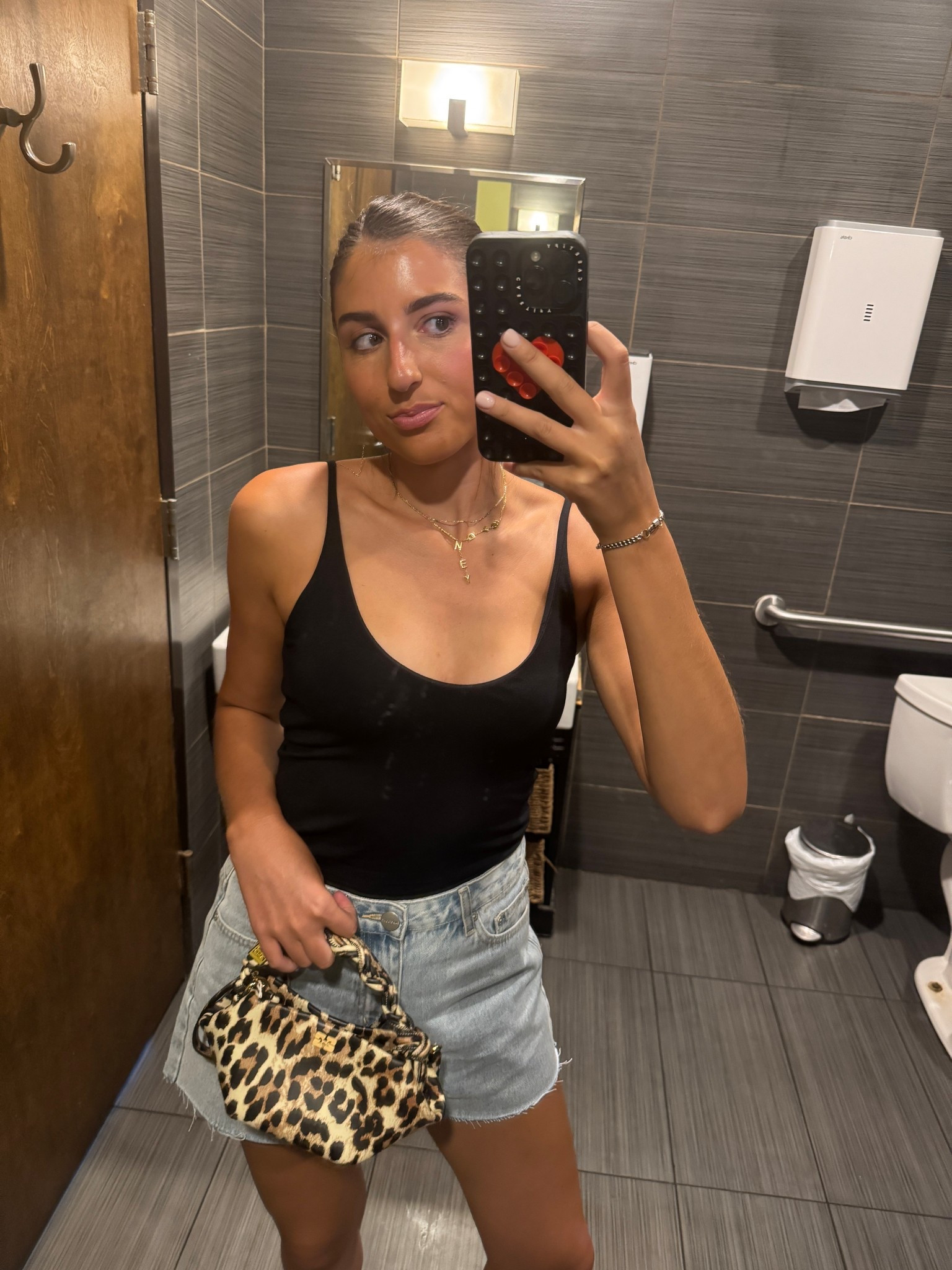 Sized up two sizes in these shorts for an oversized fit!!! Size S in my top!!!