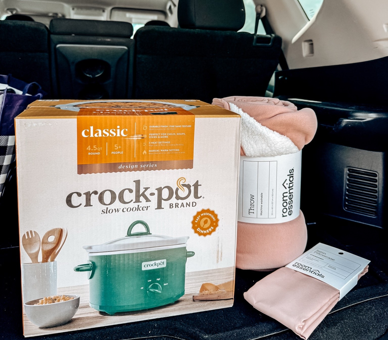 $5 off $30 on Home items ✨ scored the cutest little green crockpot

#LTKmorningroutine #LTKSeasonal #LTKSaleAlert