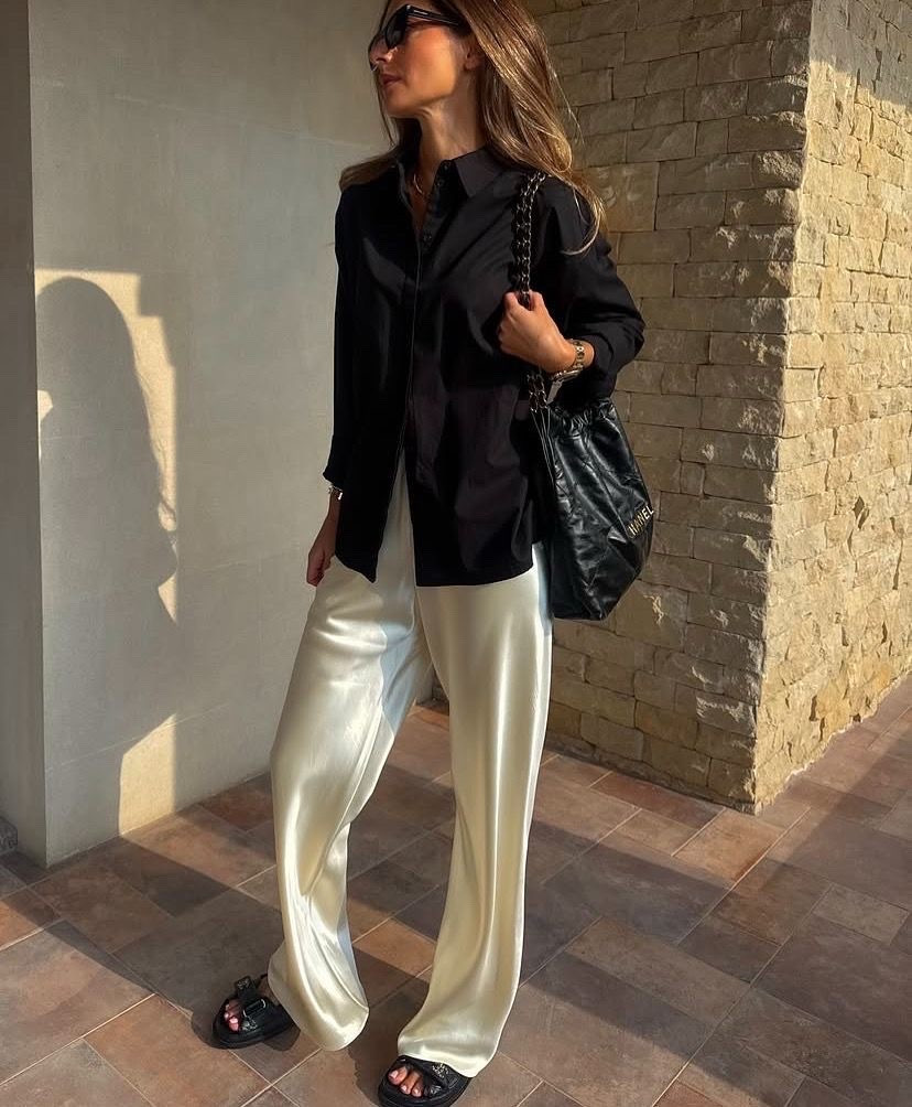 Black button down
White stain oants

#LTKootd #LTKmomlife #LTKBeauty