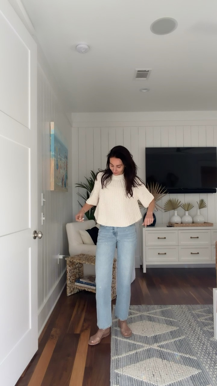 My most worn jeans for a reason, the fit is so flattering with that perfect relaxed, straight leg feel. Easy to dress up or down and one of those pairs you’ll reach for on repeat.

everyday jeans, straight leg jeans, casual outfit, wardrobe staples, effortless style, spring outfit idea, denim outfit, elevated basics, chic everyday look, annabrstyle

#LTKSeasonal #LTKOver40 #LTKootd