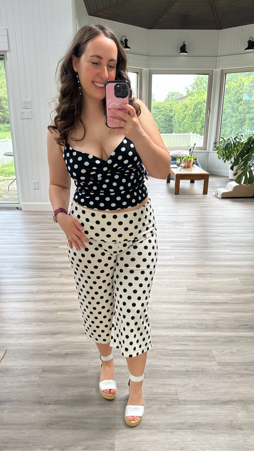 The absolute CUTEST lounge set I have ever owned! This cotton set is super comfy with a slight stretch + so adorable! I sized down to a medium in the pants and usually wear a US 10 for reference - they fit a little big so I would size down if you are between sizes or towards the lower end of a size!

#LTKpetite #LTKmidsize #LTKsummer