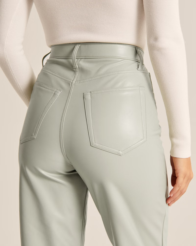 Curve Love Vegan Leather 90s Straight Pant | Abercrombie & Fitch (US)