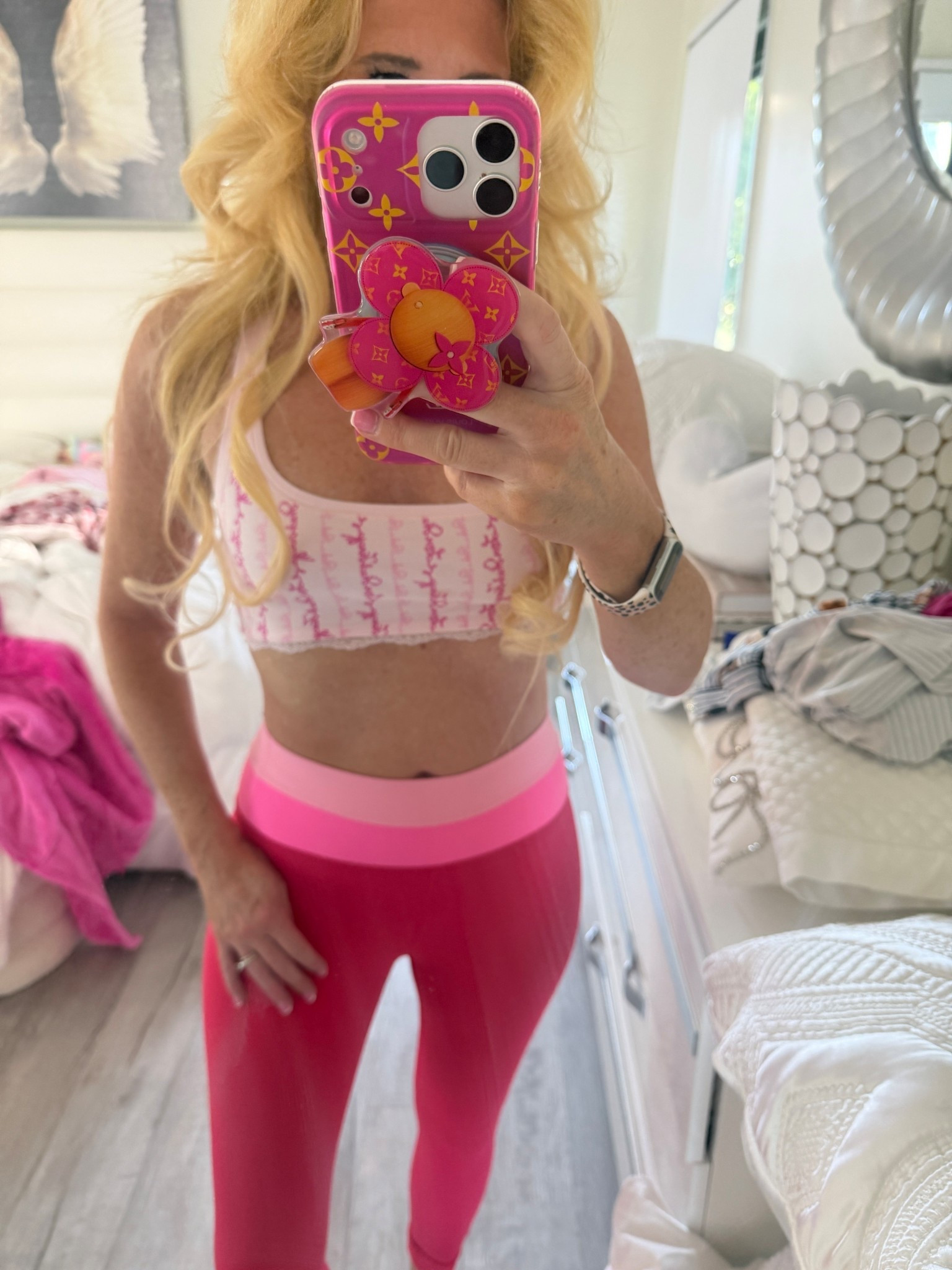 These leggings 💗❤️also this bra top so comfortable 