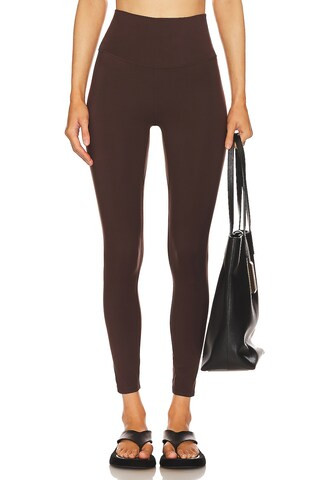 Varley Freesoft High Rise Legging in Coffee from Revolve.com | Revolve Clothing (Global)