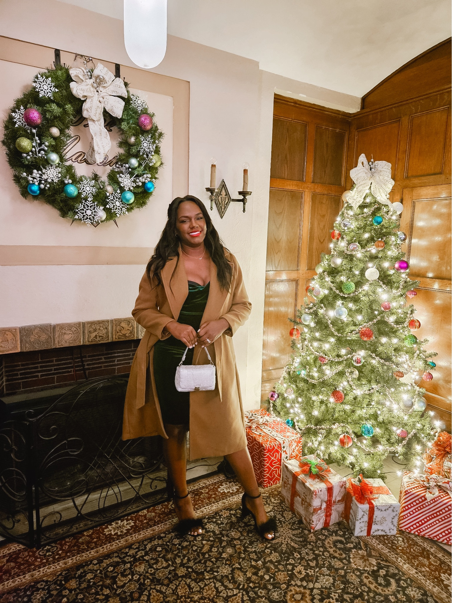 Because all moms deserve a main-character moment this Christmas 💃💚

This Lulus velvet dress is comfy, elegant, and forgiving in all the right places (aka Christmas dinner-approved 😂).
Linked on LTK — go ahead and treat yourself this holiday season ✨

#LTKholidaystyle #LTKmom #HolidayOutfit #LulusFinds #VelvetOutfit #LTKfashion #ChristmasOutfit #HolidayOOTD #LTKtrending #HolidayDress #FestiveOutfitIdeas

#LTKmomlife #LTKHoliday #LTKSeasonal