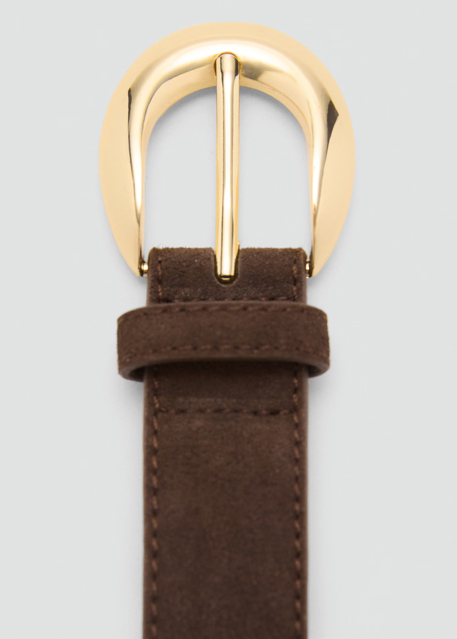 Leather belt with oval buckle - Women | MANGO United Kingdom | MANGO (UK)