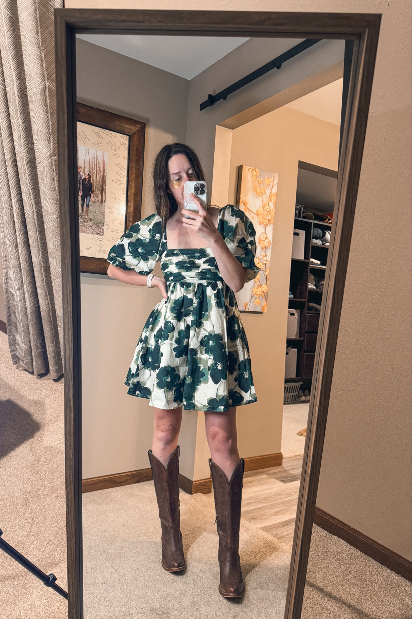 I’m obsessed! So flattering! Wearing a small.