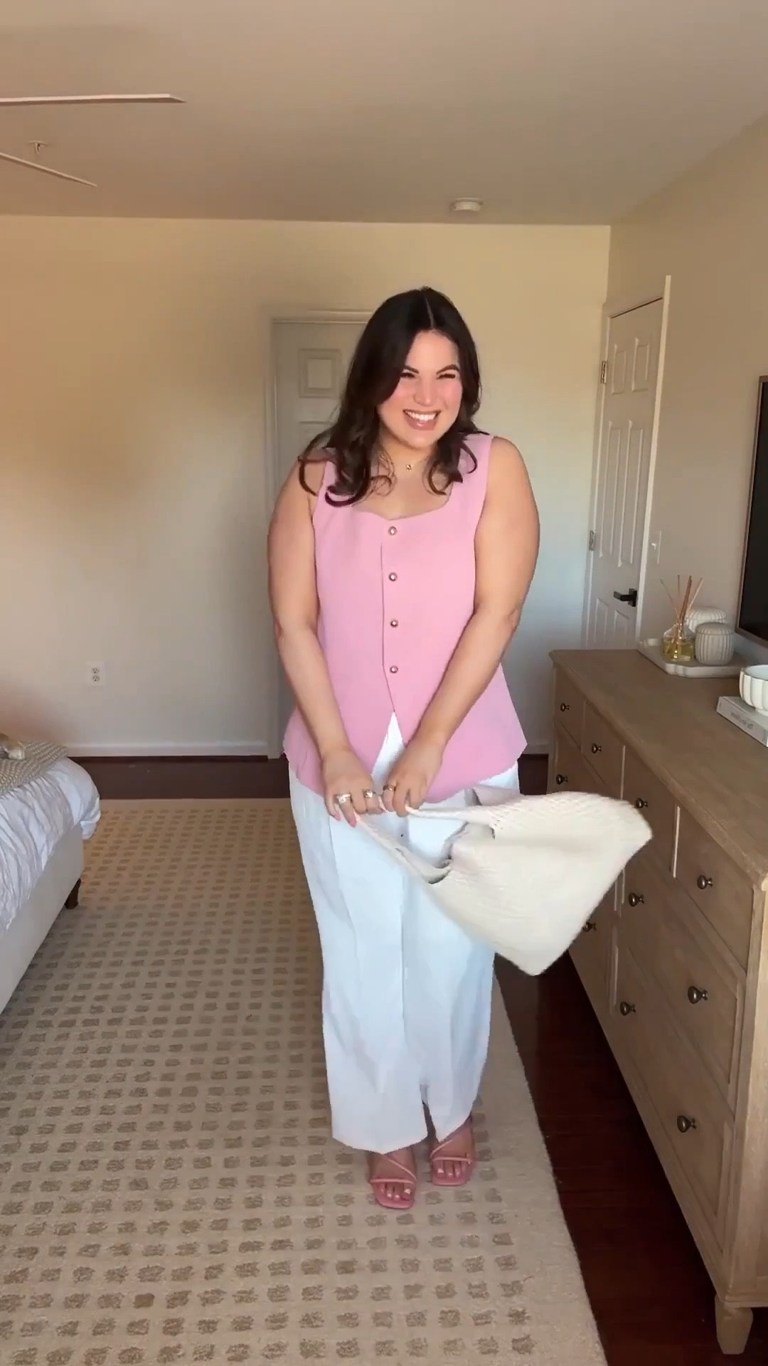 Midsize spring workwear outfit from Amazon! Feeling like corporate Barbie in this fit + I ain’t mad about it 💘 

Top - xl 
Pants - xl long
Bra: 38D *use code: KELLYELIZXSPANX to save
Panties: XL *use code: KELLYELIZXSPANX to save 
Heels - 9.5

Amazon, amazon fashion, Amazon outfit, amazon spring, spring fashion, spring outfit, spring style, workwear, outfit for office, office wear, amazon office wear, amazon workwear, affordable work wear, affordable office wear



#LTKWorkwear #LTKMidsize #LTKSeasonal