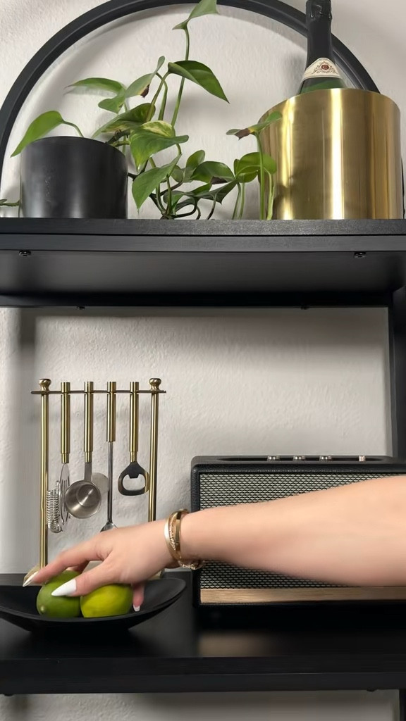 bookshelf styling inspo

#LTKHome #LTKStyleTip #LTKSaleAlert