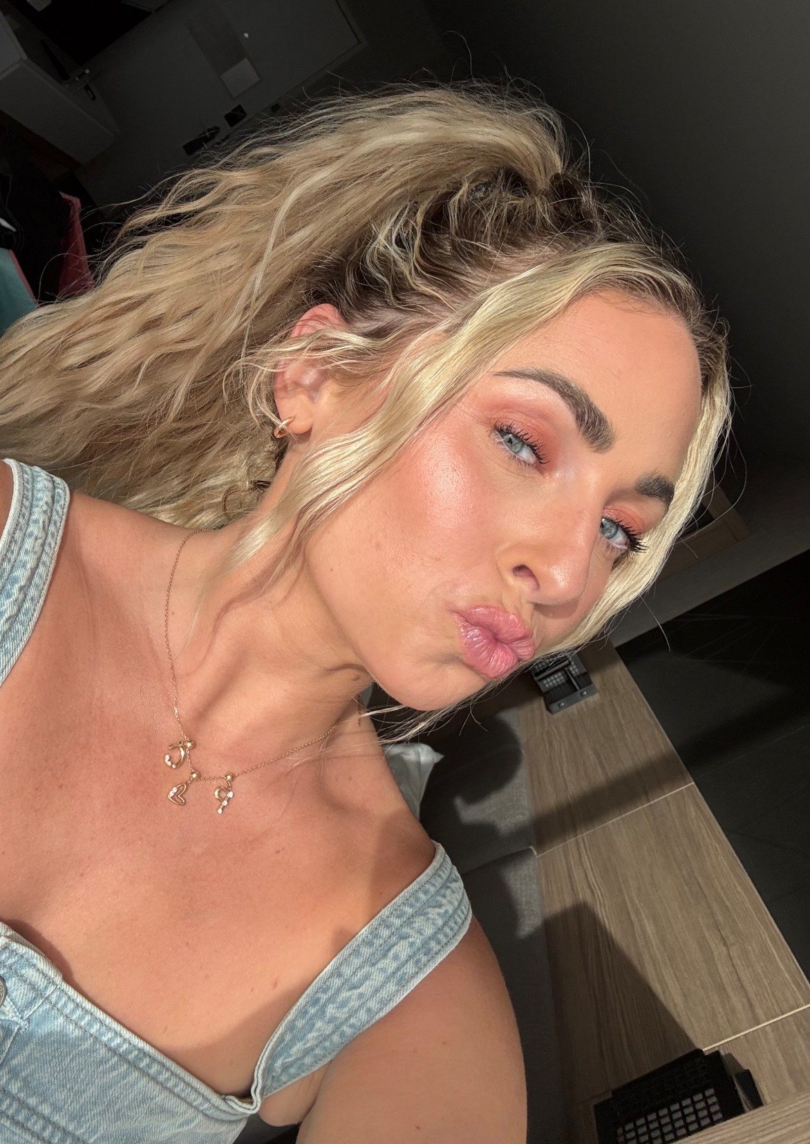 Concert makeup! 

#LTKStyleTip #LTKBeauty