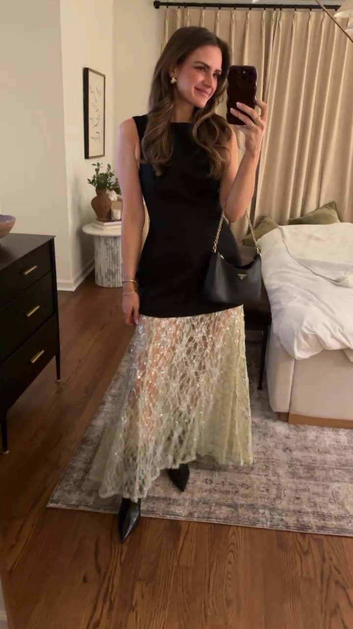 OOTN - this dress is STUNNING & on sale now! Use code: EXTRA30 



#LTKSaleAlert #LTKgrwm #LTKootd