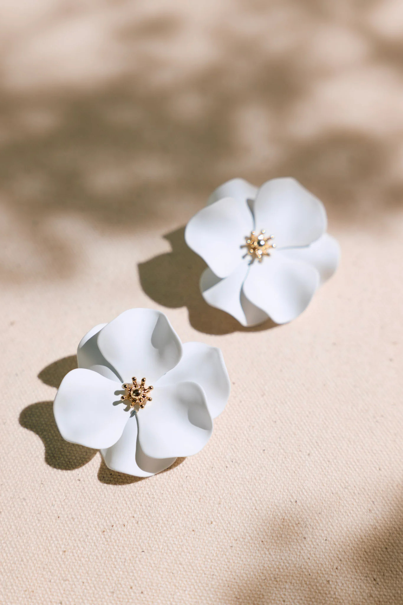 Pure Garden White & Gold Flower Earrings | Red Dress