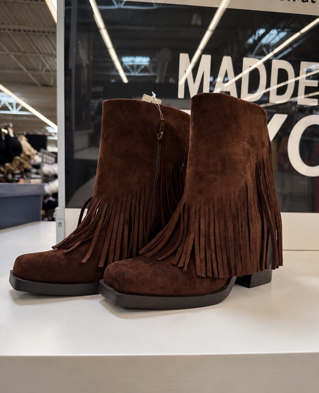 ✨ These fringe boots are giving major western-chic vibes and I am obsessed! AND they’re on SALE!! 

The rich brown suede, fun fringe detail, and easy-to-wear heel make them the perfect statement boot for concerts, fall outfits, game days, and everything in between. 🤎🤠

#LTKStyle #WesternFashion #FringeBoots #FallFashion #ConcertOutfit #CountryConcertStyle #BootSeason

#LTKdayinmylife #LTKmomlife #LTKSaleAlert