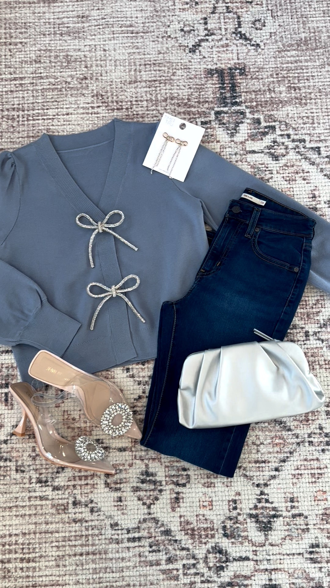 Holiday Outfit Idea

Christmas outfit, holiday outfit, holiday dresses, NYE outfit, NYE dress, target fashion, target finds, Walmart fashion, Walmart finds, Amazon fashion, Amazon finds, Christmas sweaters, midsize fashion, petite fashion 

#LTKSeasonal #LTKHoliday #LTKMidsize