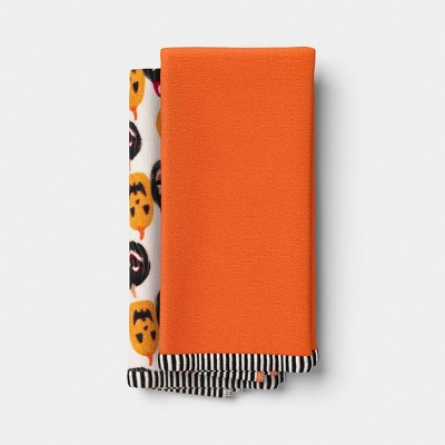 2pk Halloween Glow in the Dark Pumpkins Hand Towels Orange - Hyde and EEK! Boutique™ | Target