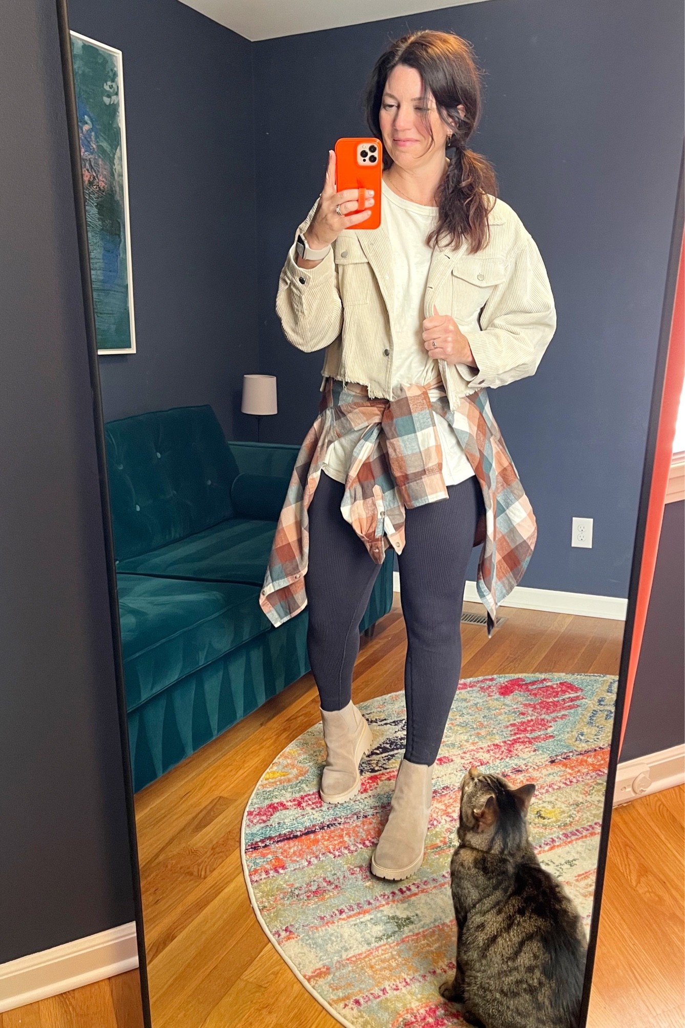 Same flannel/leggings outfit. Added a cropped corduroy jacket. Cat approved. 🐈‍⬛ 😉

#LTKstyletip #LTKunder50 #LTKunder100