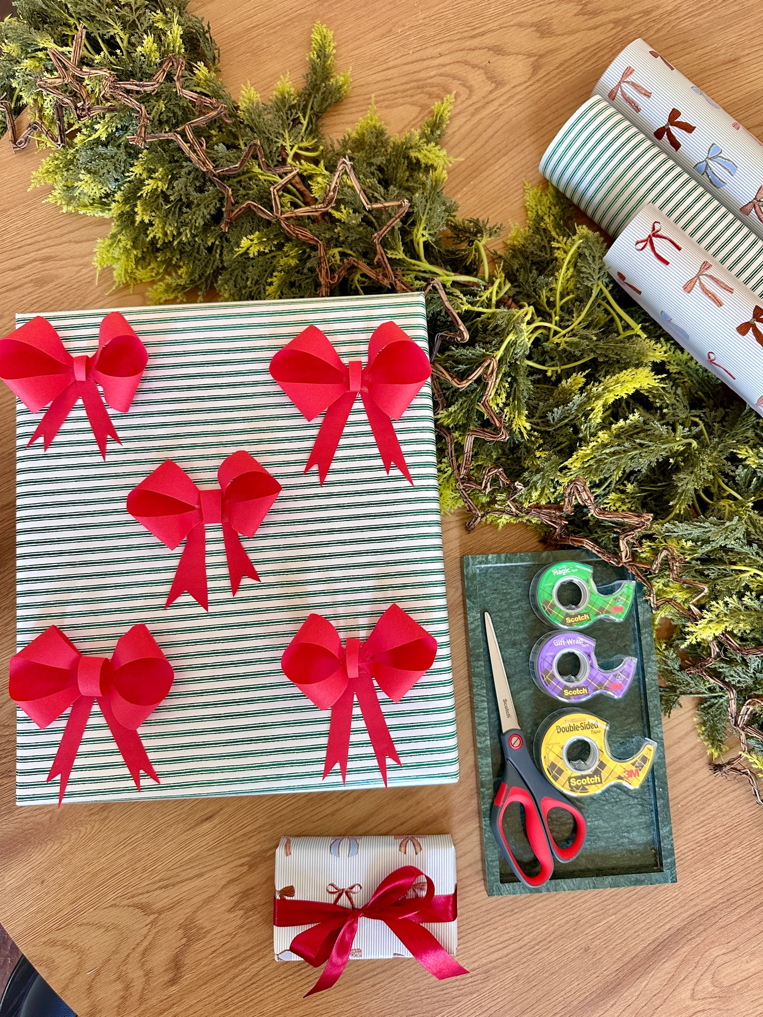 [#ad] Let’s make paper bows together!🎀I love putting extra effort into wrapping my Christmas gifts and creating something fun! I stocked up on all of my @Scotch gift wrapping essentials at @Target! 

On my list- The Scotch Precision Scissors have an ultra sharp edge that cut gift wrap and ribbon smoothly (no frays!), Scotch Gift Wrap tape because it disappears into your wrapping and Magic tape because it’s photo-safe and you can write on it. I also pick up double-sided permanent tape for all my holiday crafting, adhering gift tags and more! 

#Scotch #ScotchTape #Target #TargetPartner


#LTKSeasonal #LTKGiftGuide #LTKHoliday