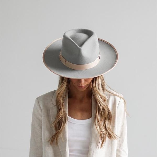 Monroe Rancher - Light Grey / Tan Trim | Gigi Pip